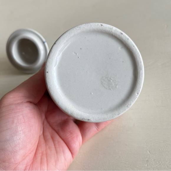 Vintage Porcelain jar - Picture 4 of 5